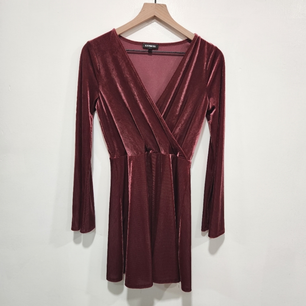 Express Womens SZ S Pink/Maroon Long Sleeve Soft Corduroy Valvet Wrap MiniDress.